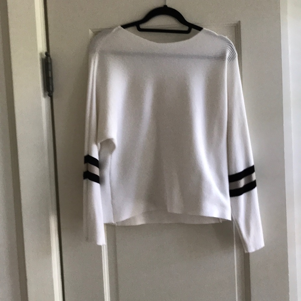 Ribbed striped sleeve sweater